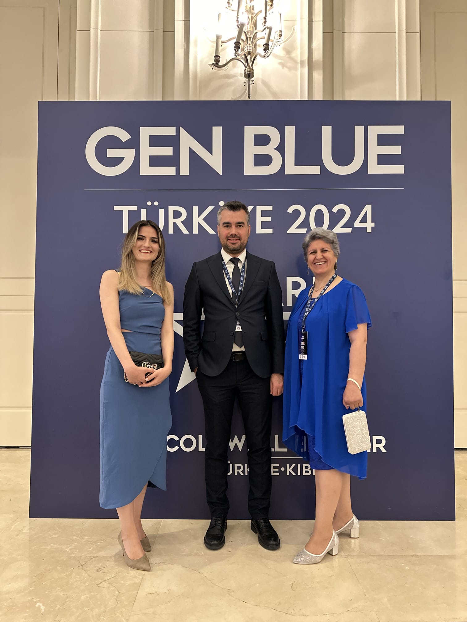 Sümbül Topçu GEN BLUE etkinlik fotoğrafı