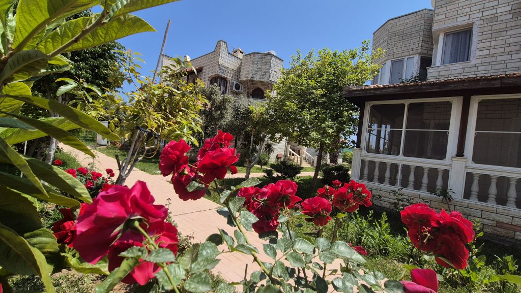 SİLİFKE ORMANCILAR SİTESİ’NDE 2 KATLI 3+1 SATILIK VİLLA