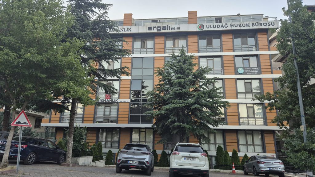 ANITTEPE MAHALLESİ’NDE YENİ BİNADA 3+1 SATILIK DAİRE