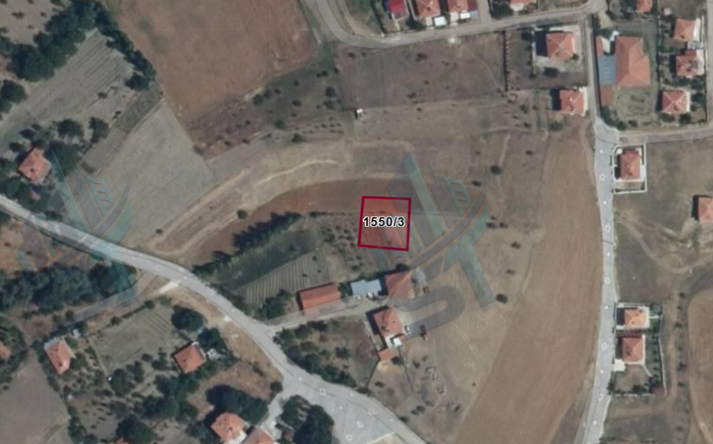 ŞABANÖZÜNDE YOLA YAKIN, İMARLI 660 M² KONUT ARSASI - ÇANKIRI ŞABANÖZÜ GÜMERDİĞİN
